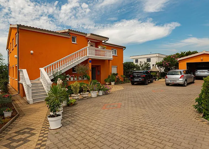 דירה With Sea View 12